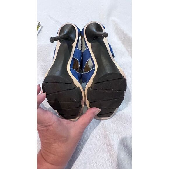 GX By Gwen Stefani Women's Yori Strappy Suede Platform Sandals Heels Blue Size 7 - Picture 11 of 15